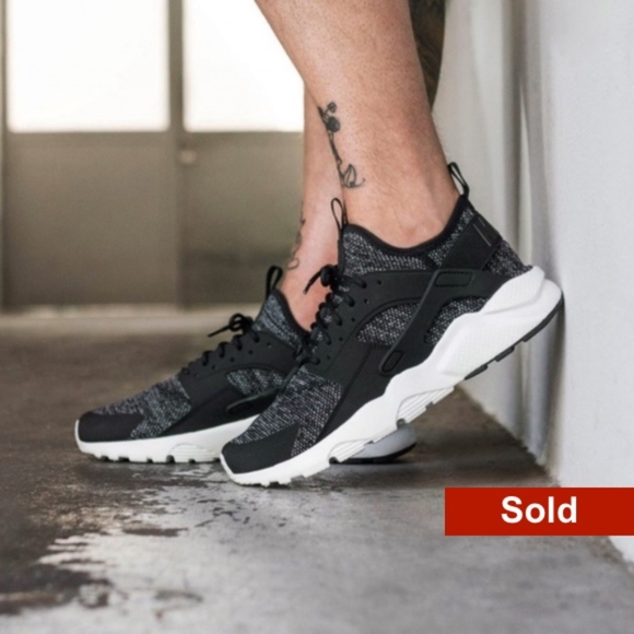 Nike Other - Men's Nike Air Huarache Run Ultra (Size 9.5)